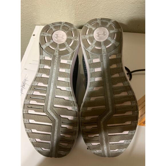 Under Armour women’s size 9 sneakers - Picture 5 of 6